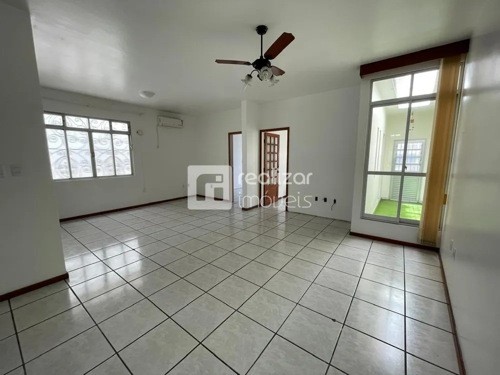 Casa, 5 quartos, 195 m² - Foto 5