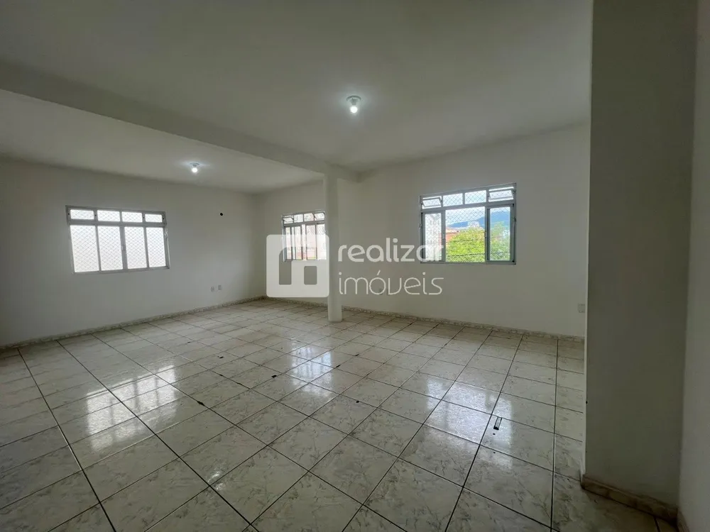 Casa, 8 quartos, 350 m² - Foto 2