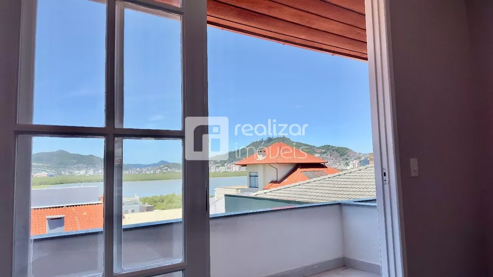 Casa, 3 quartos, 358 m² - Foto 1