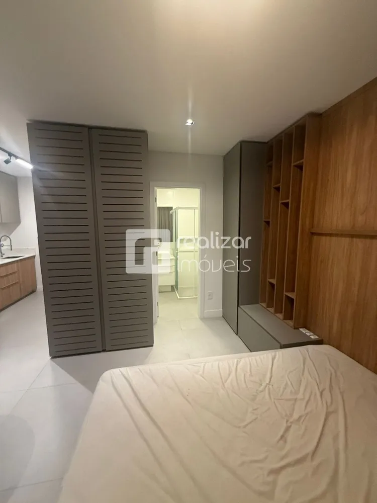 Apartamento, 1 quarto, 32 m² - Foto 2