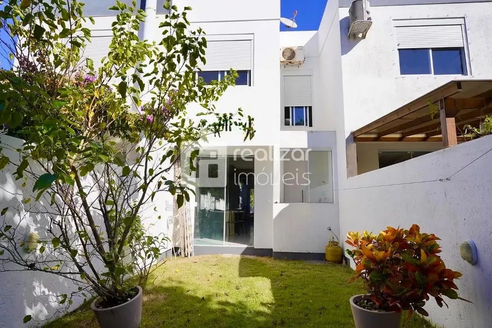 Casa, 3 quartos, 127 m² - Foto 1