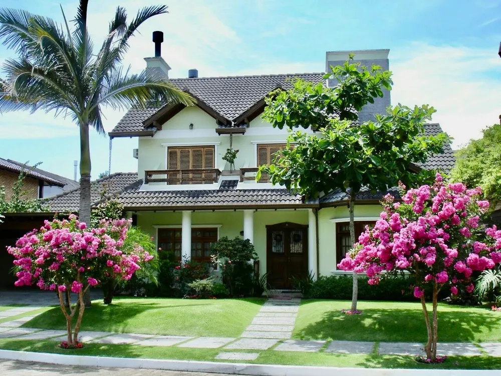 Casa, 4 quartos, 320 m² - Foto 1