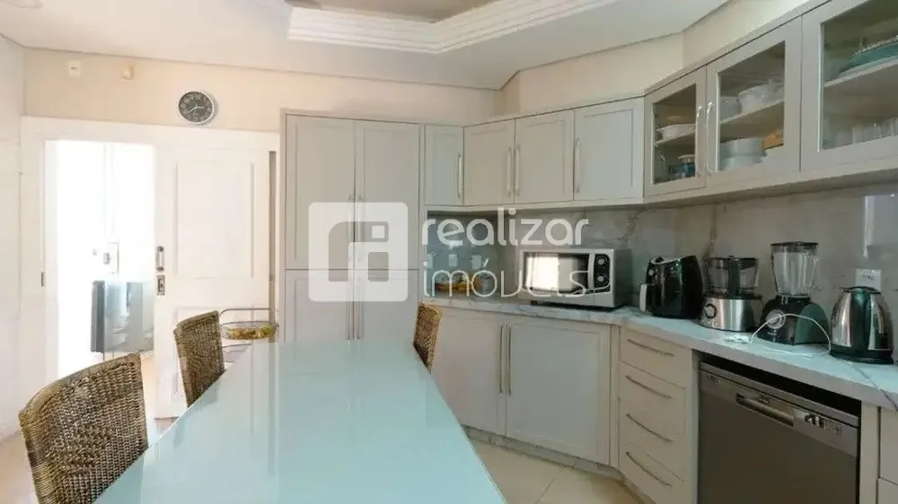 Casa, 8 quartos, 944 m² - Foto 3