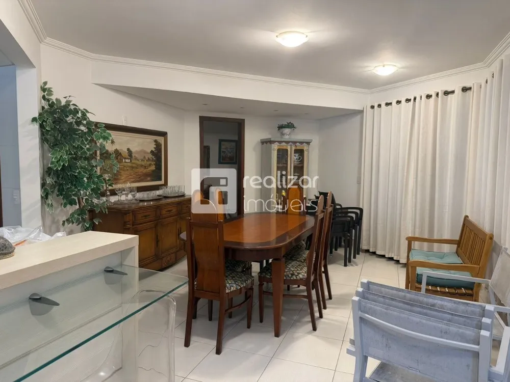 Casa, 4 quartos, 250 m² - Foto 2