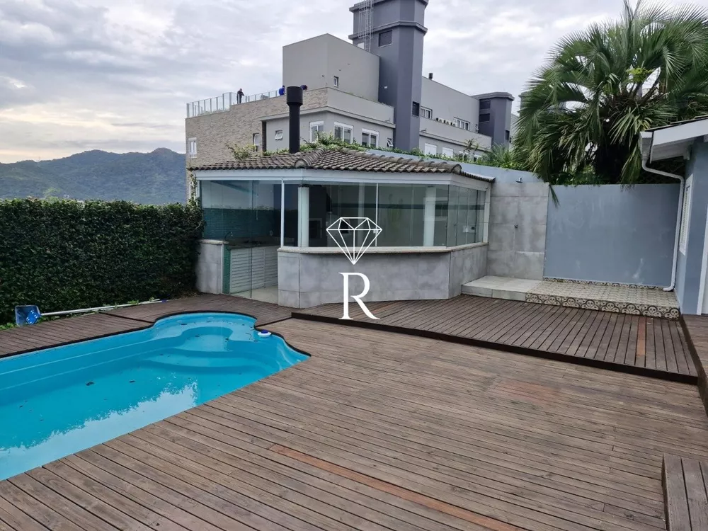 Casa, 4 quartos, 276 m² - Foto 2