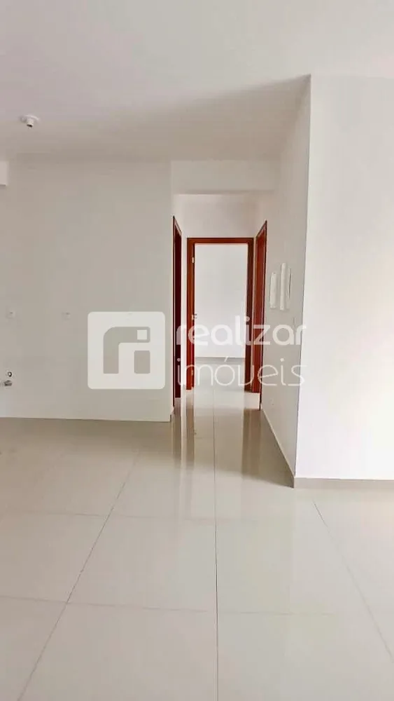 Apartamento, 2 quartos, 68 m² - Foto 2