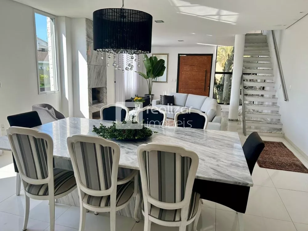 Casa, 4 quartos, 450 m² - Foto 1
