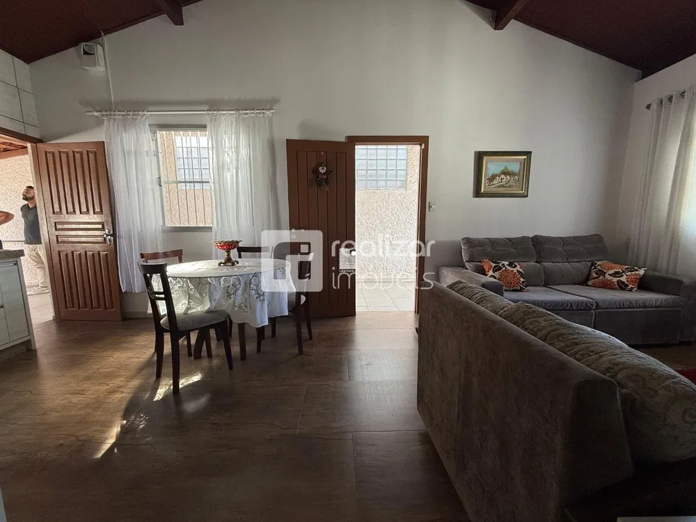 Casa, 3 quartos, 130 m² - Foto 3