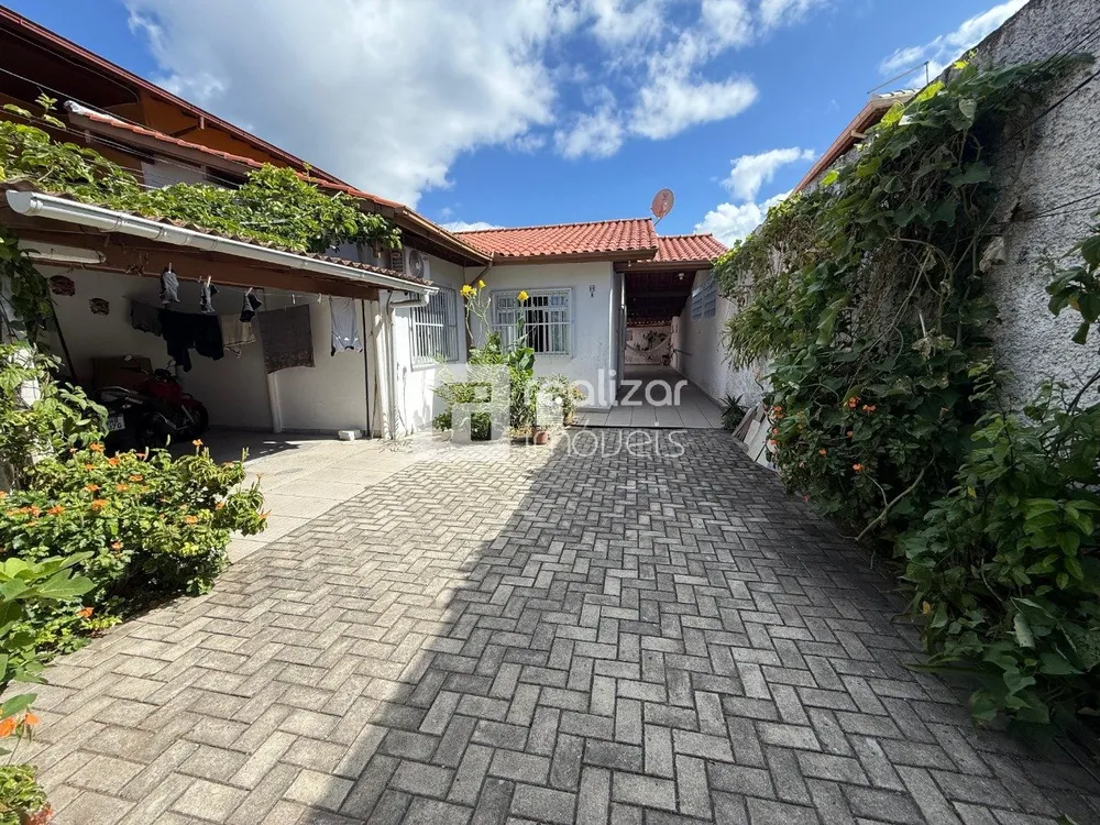 Casa, 3 quartos, 130 m² - Foto 1