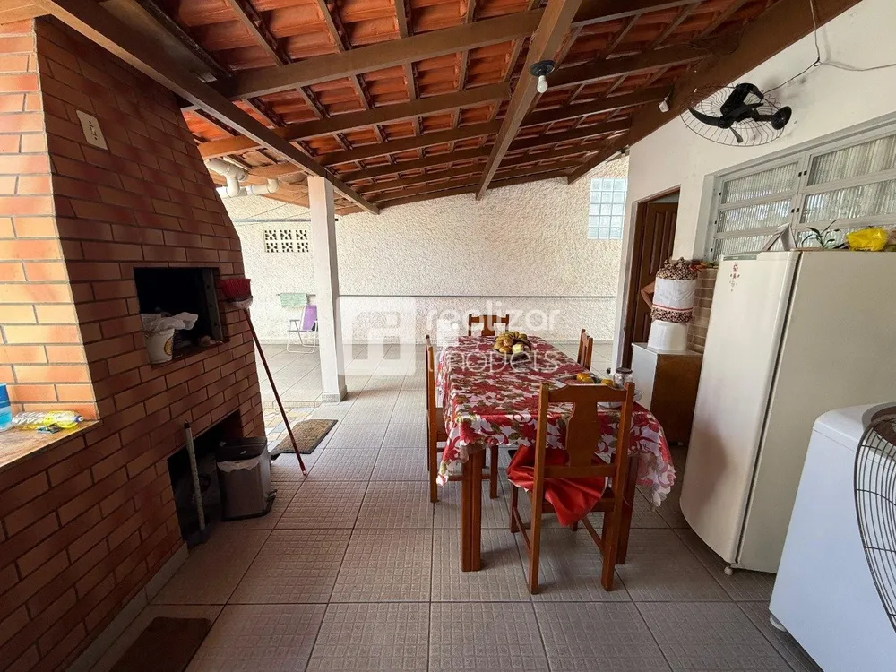 Casa, 3 quartos, 130 m² - Foto 11