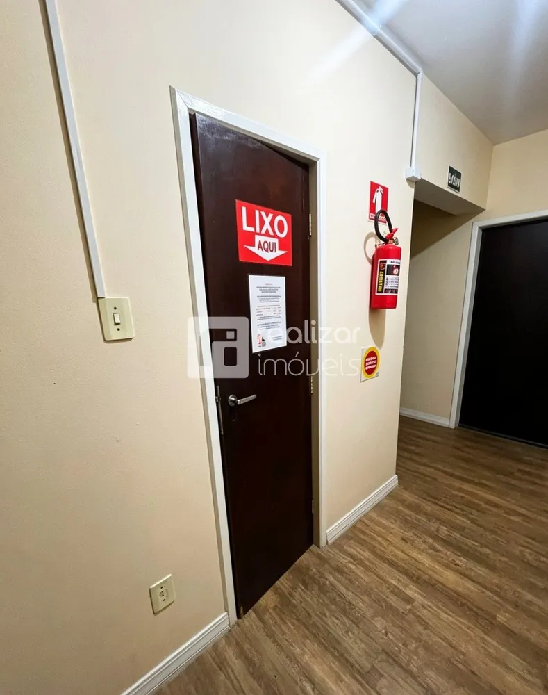 Apartamento, 3 quartos, 72 m² - Foto 2