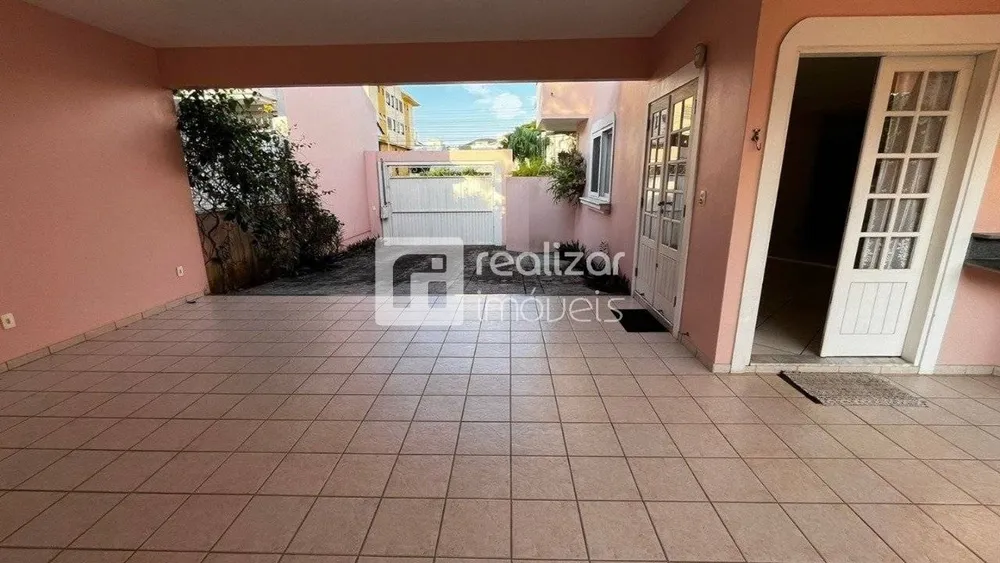 Casa, 3 quartos, 200 m² - Foto 15