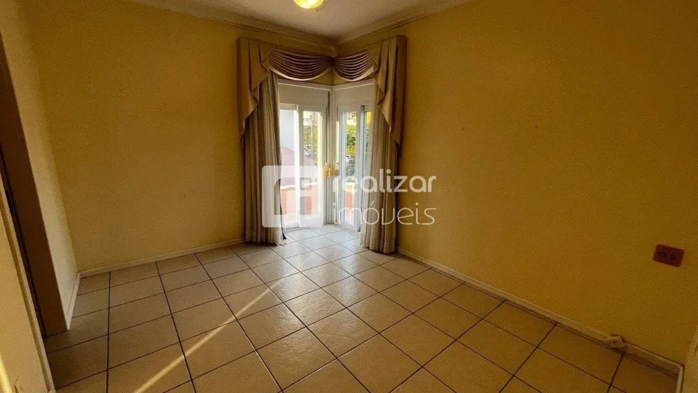 Casa, 3 quartos, 200 m² - Foto 8