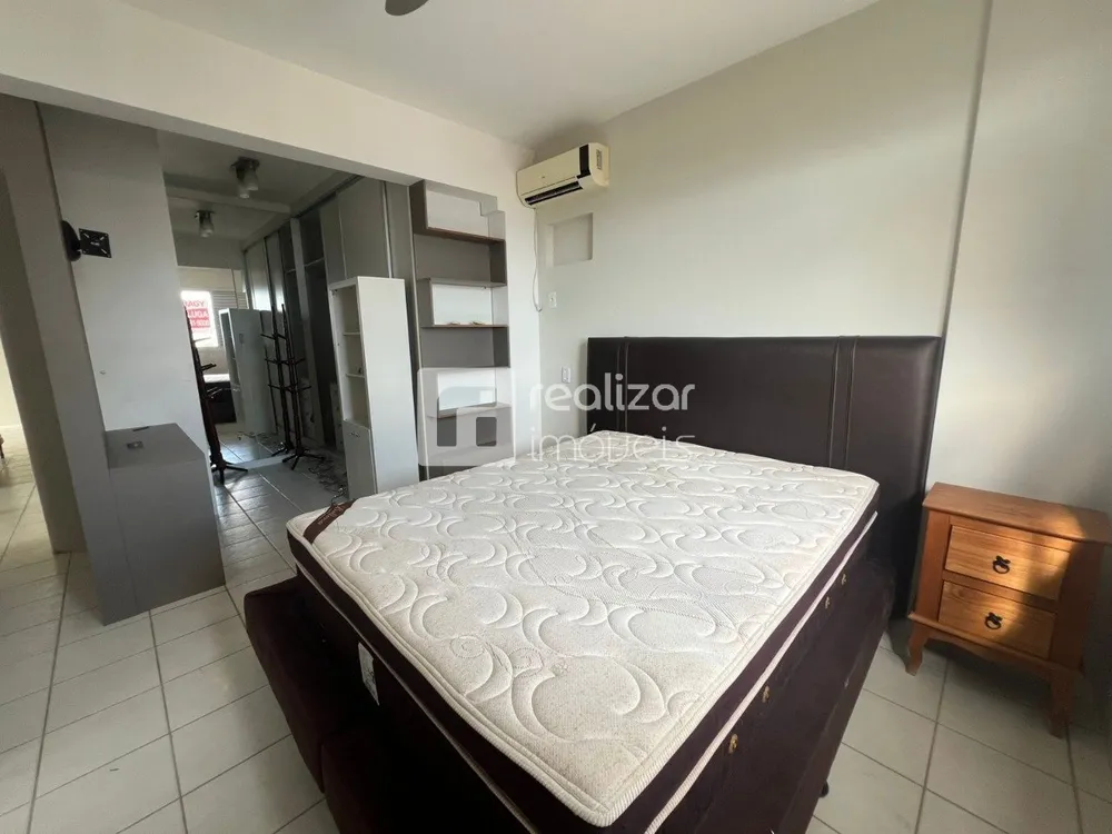 Apartamento, 3 quartos, 145 m² - Foto 2
