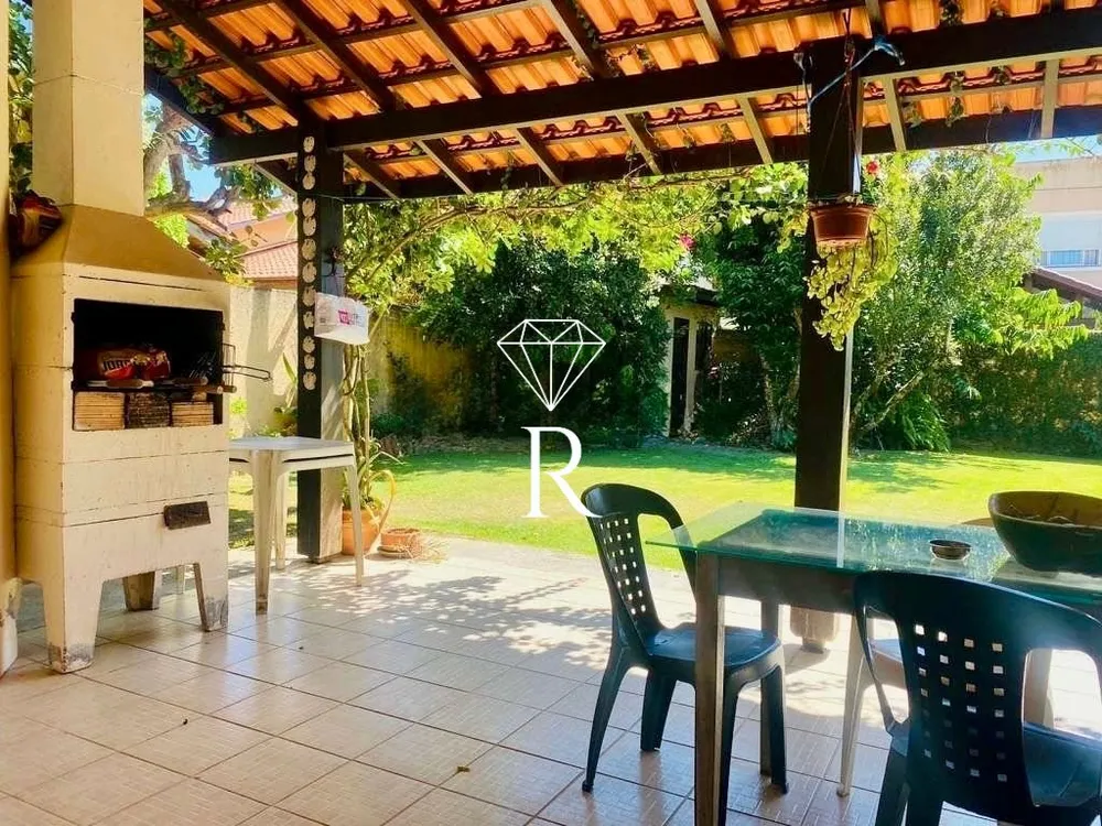 Casa, 3 quartos, 250 m² - Foto 7