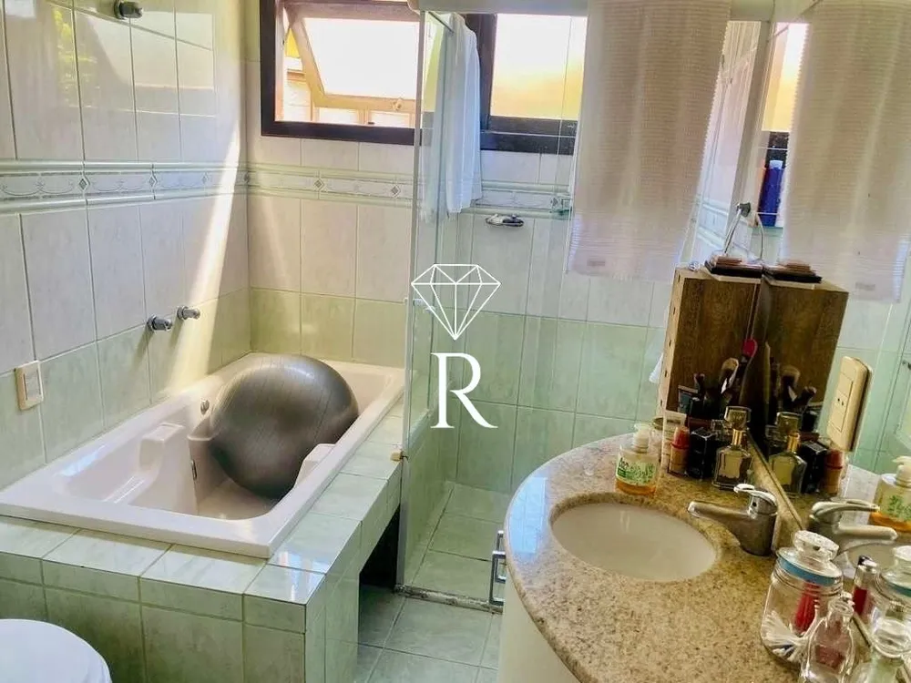 Casa, 3 quartos, 250 m² - Foto 12