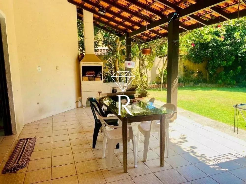 Casa, 3 quartos, 250 m² - Foto 1