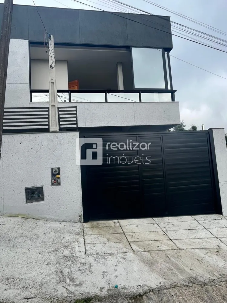 Casa, 3 quartos, 218 m² - Foto 1