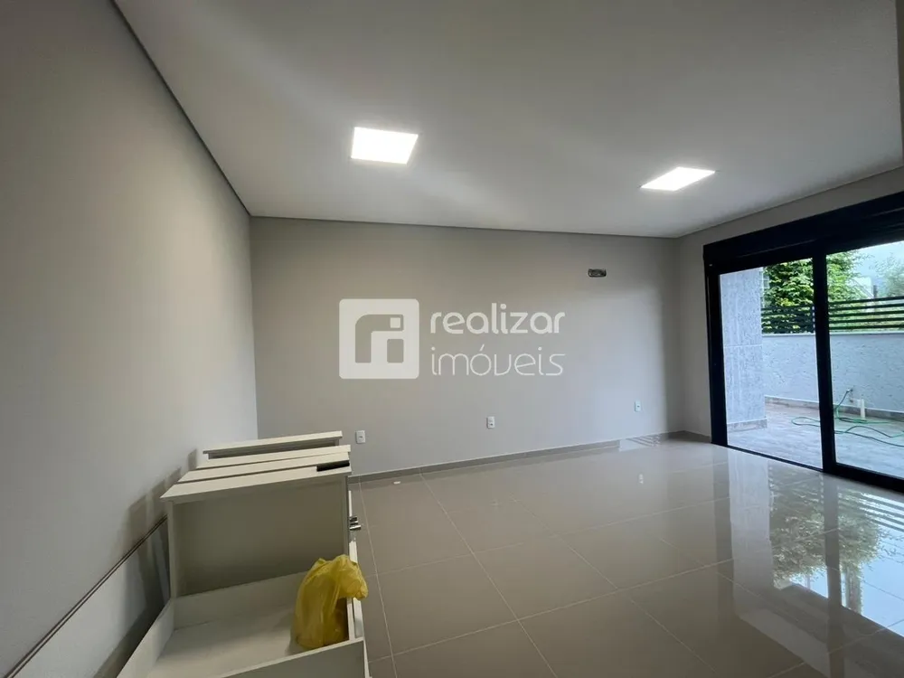 Casa, 3 quartos, 218 m² - Foto 13