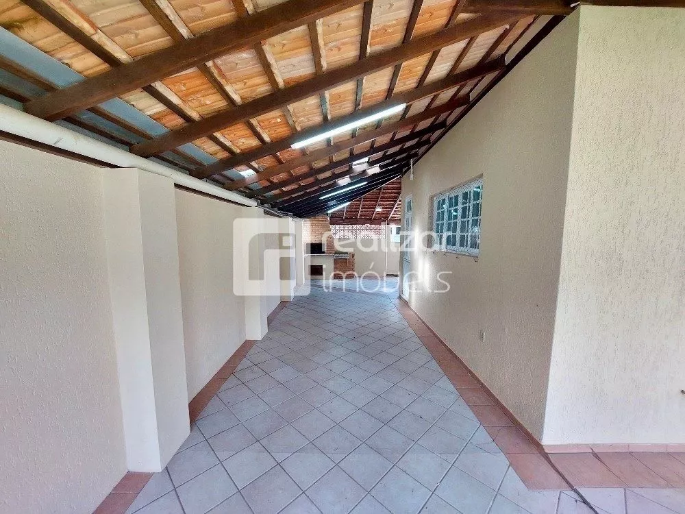 Casa, 4 quartos, 200 m² - Foto 3