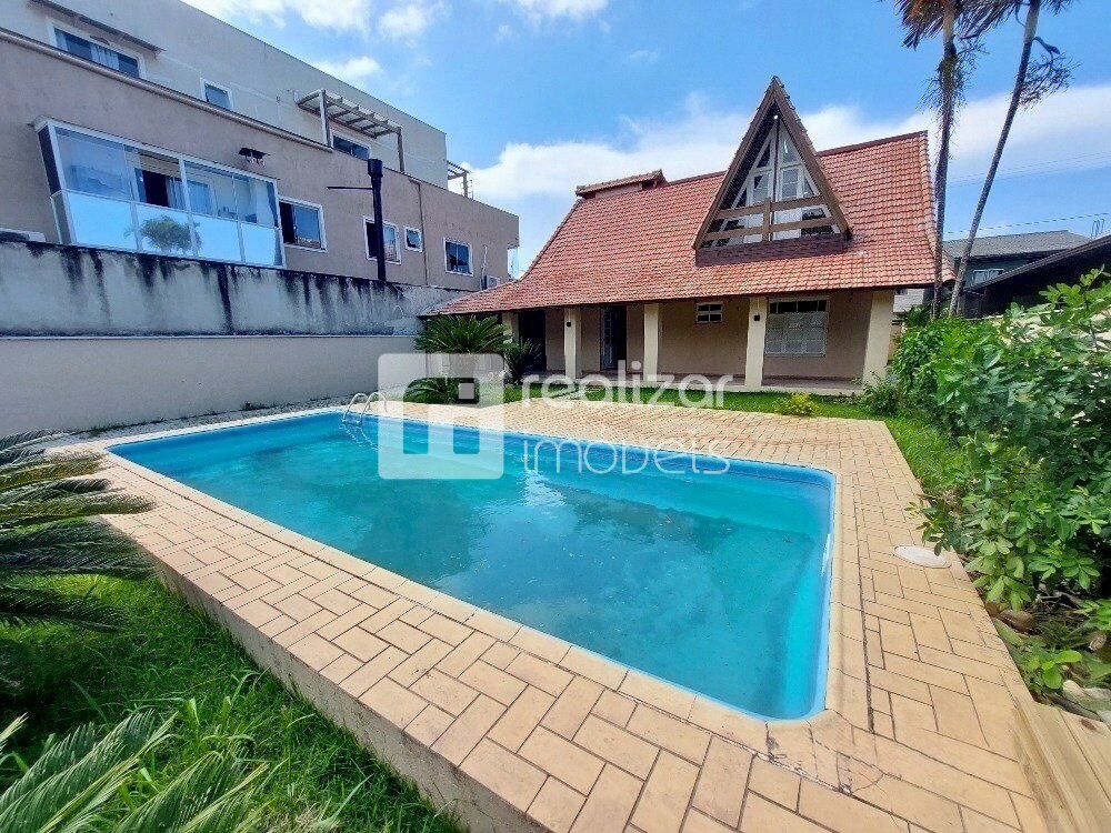 Casa, 4 quartos, 200 m² - Foto 1