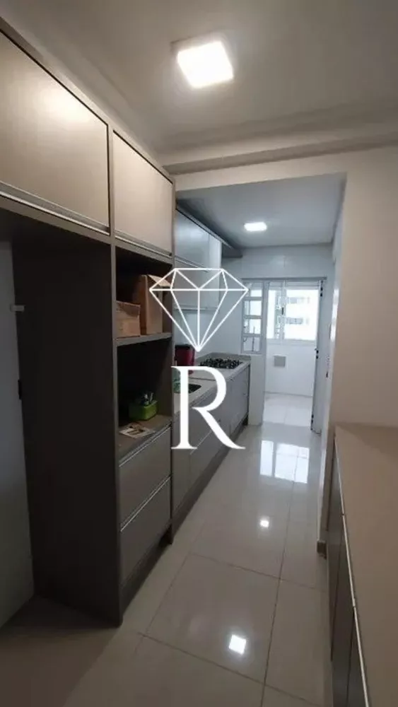 Apartamento para alugar com 2 quartos, 80m² - Foto 4