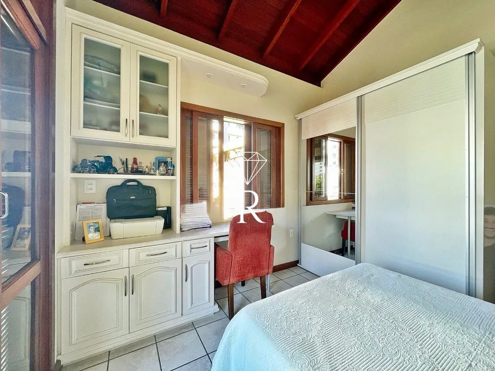 Casa, 5 quartos, 320 m² - Foto 13