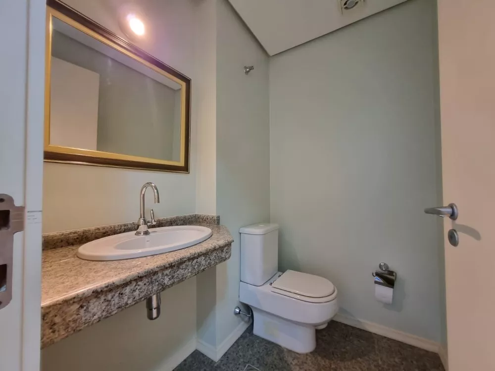 Apartamento, 3 quartos, 210 m² - Foto 2