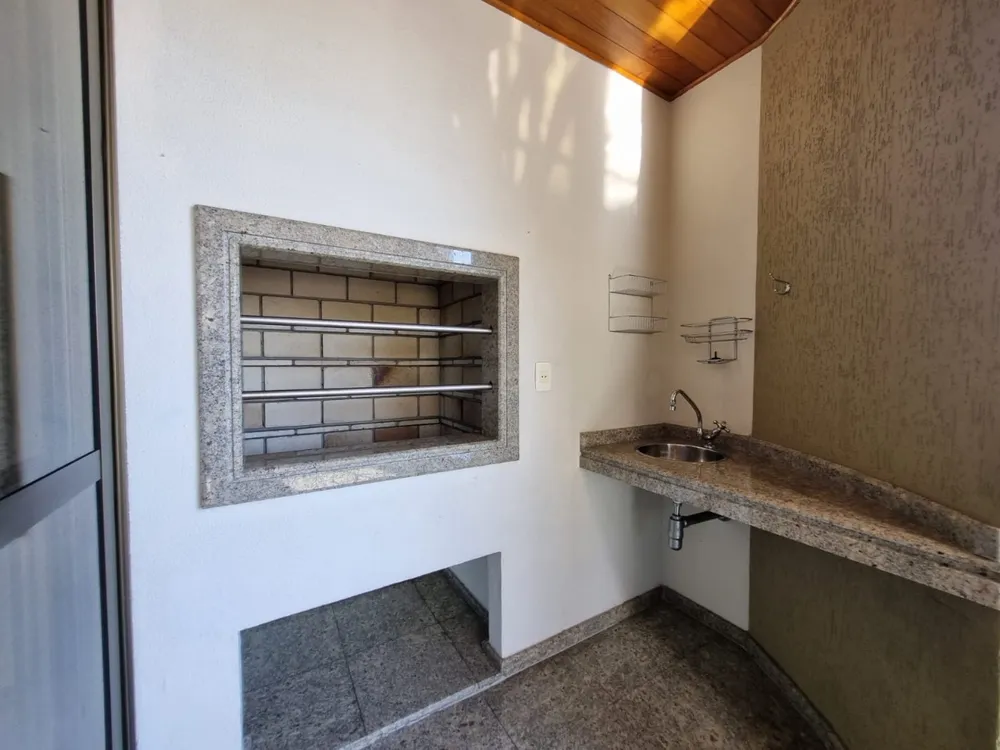 Apartamento, 3 quartos, 210 m² - Foto 1