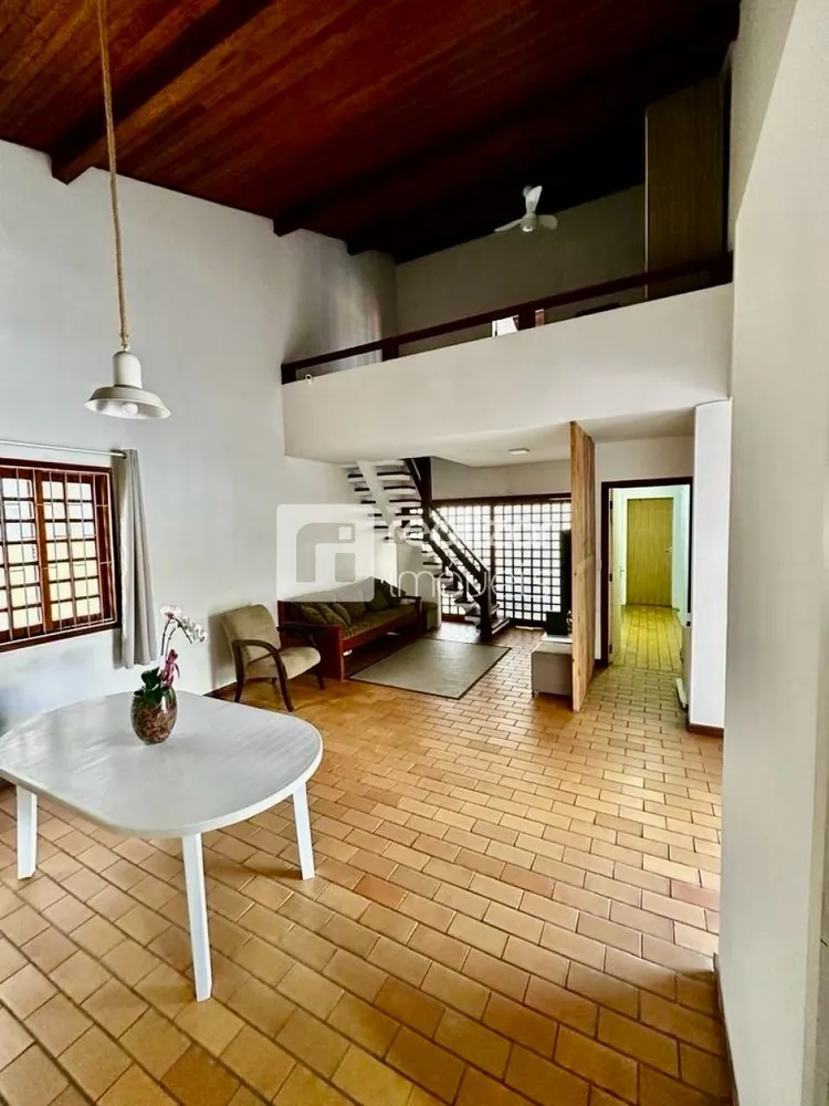 Casa, 3 quartos, 209 m² - Foto 6