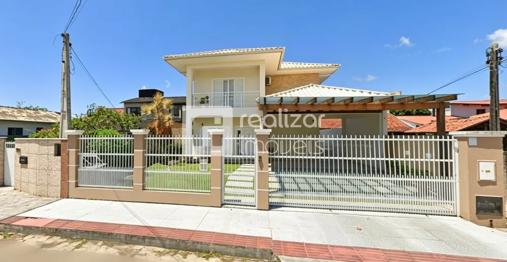 Casa, 3 quartos, 310 m² - Foto 1