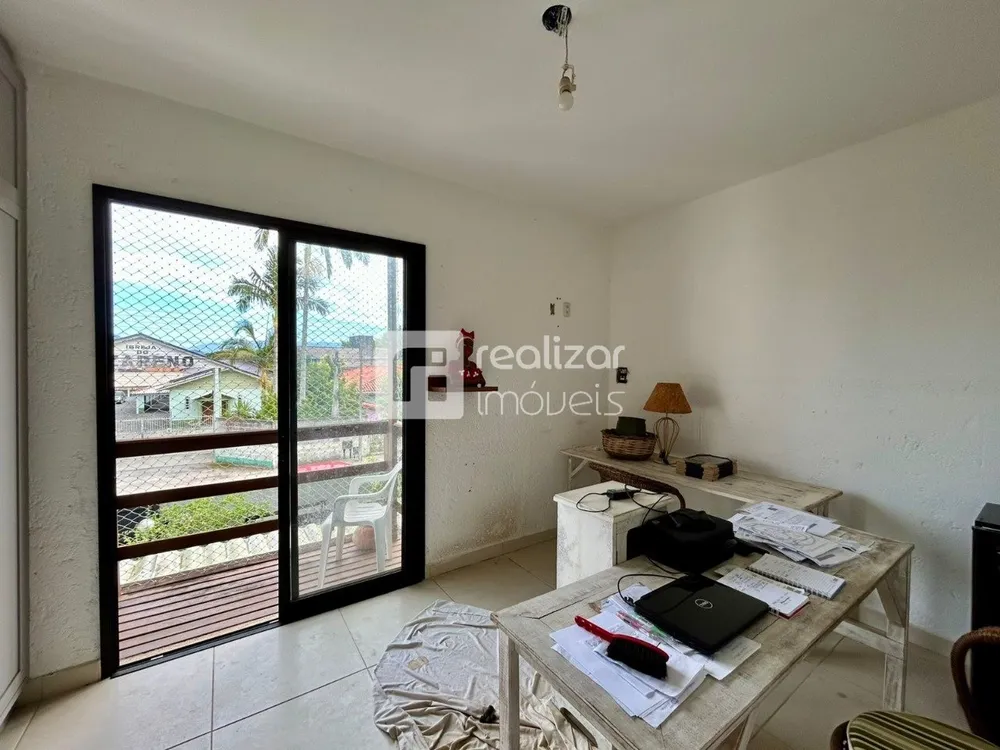 Casa, 3 quartos, 200 m² - Foto 9