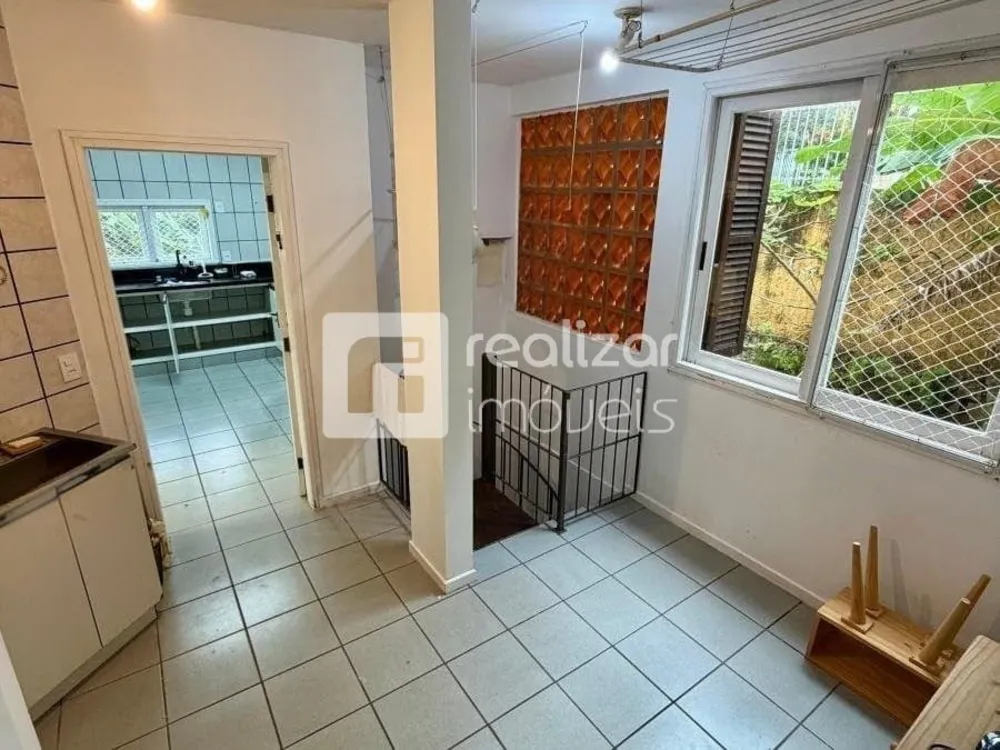 Casa, 4 quartos, 230 m² - Foto 4