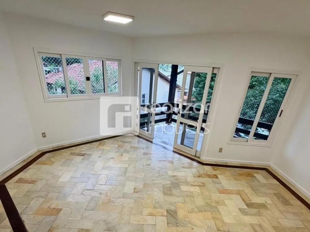 Casa, 4 quartos, 230 m² - Foto 3