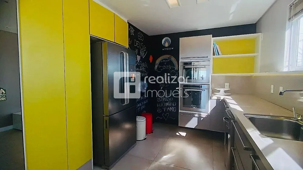 Cobertura, 3 quartos, 220 m² - Foto 9