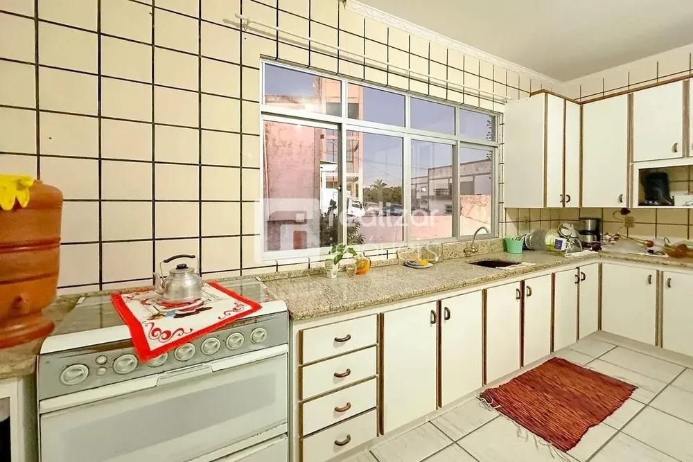 Casa, 4 quartos, 280 m² - Foto 9