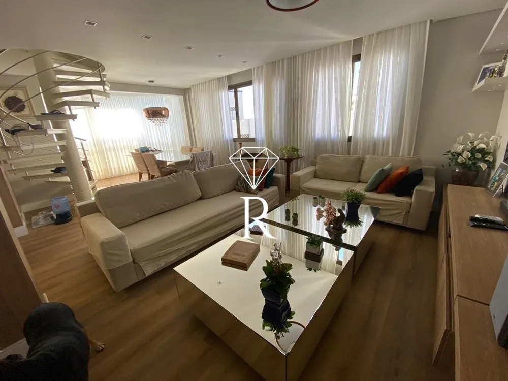 Cobertura, 3 quartos, 256 m² - Foto 1