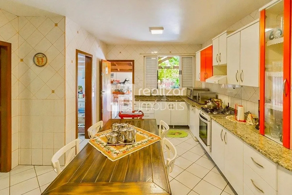 Casa, 5 quartos, 235 m² - Foto 13