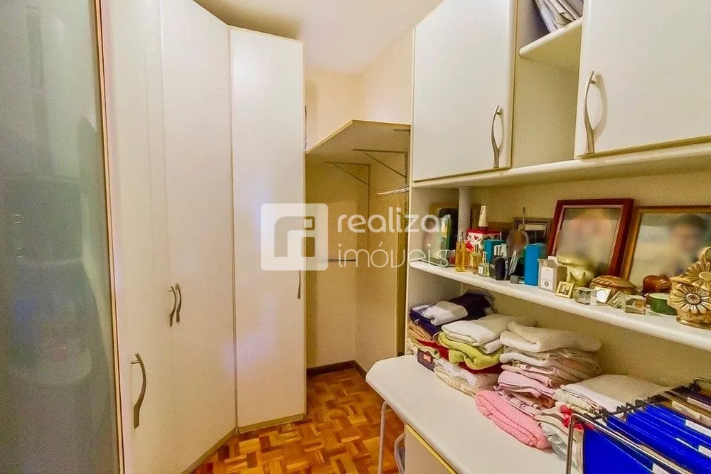 Casa, 5 quartos, 235 m² - Foto 4