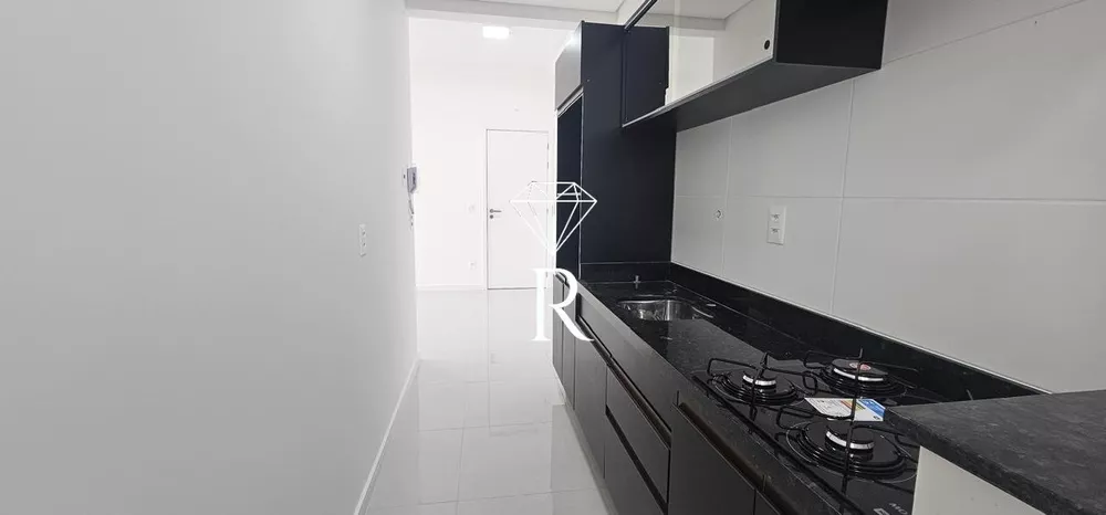 Apartamento à venda e aluguel com 3 quartos, 86m² - Foto 2