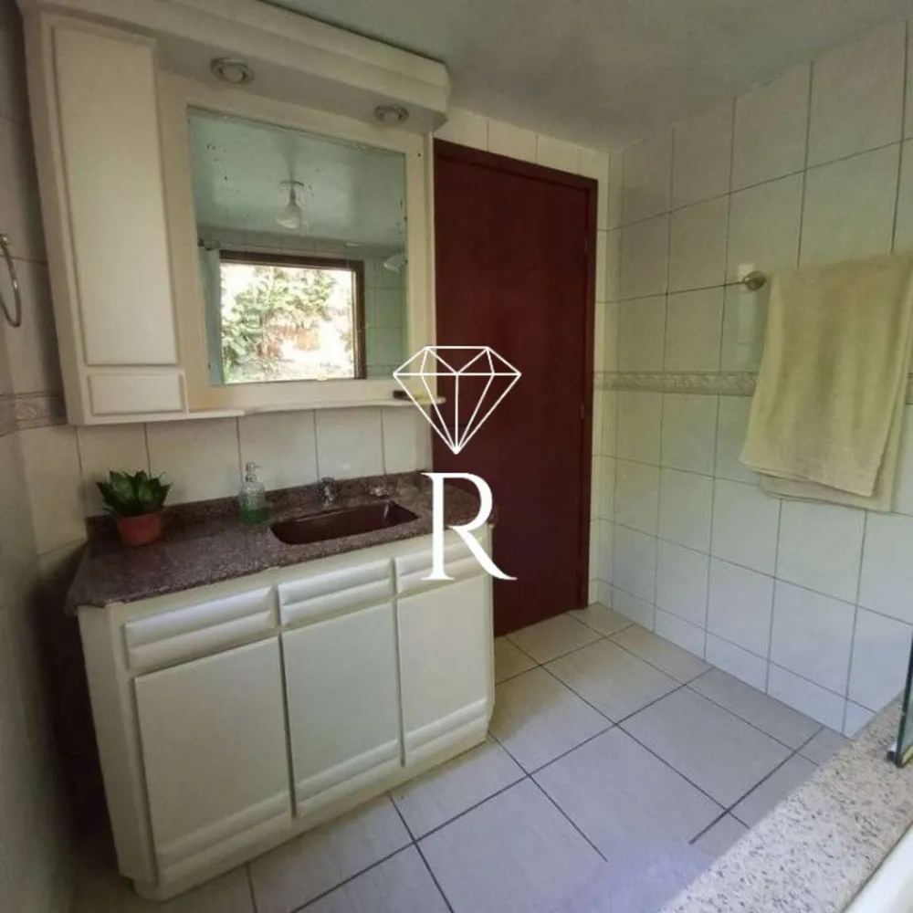 Casa, 4 quartos, 220 m² - Foto 13