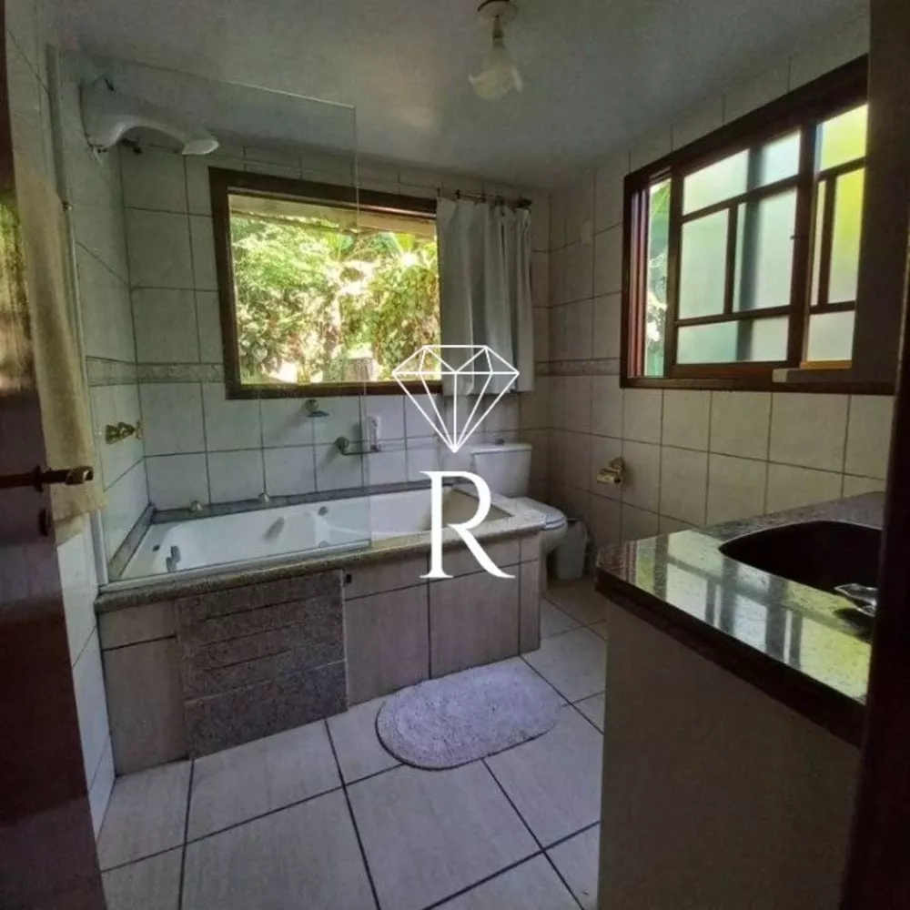 Casa, 4 quartos, 220 m² - Foto 3