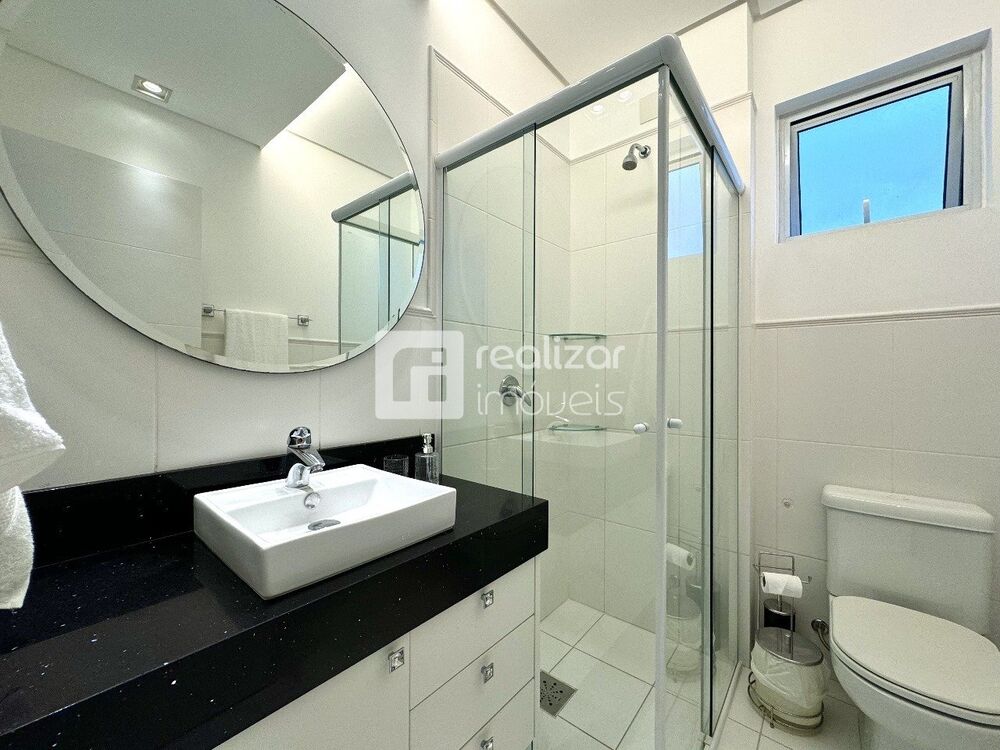 Apartamento para alugar com 2 quartos, 110m² - Foto 2