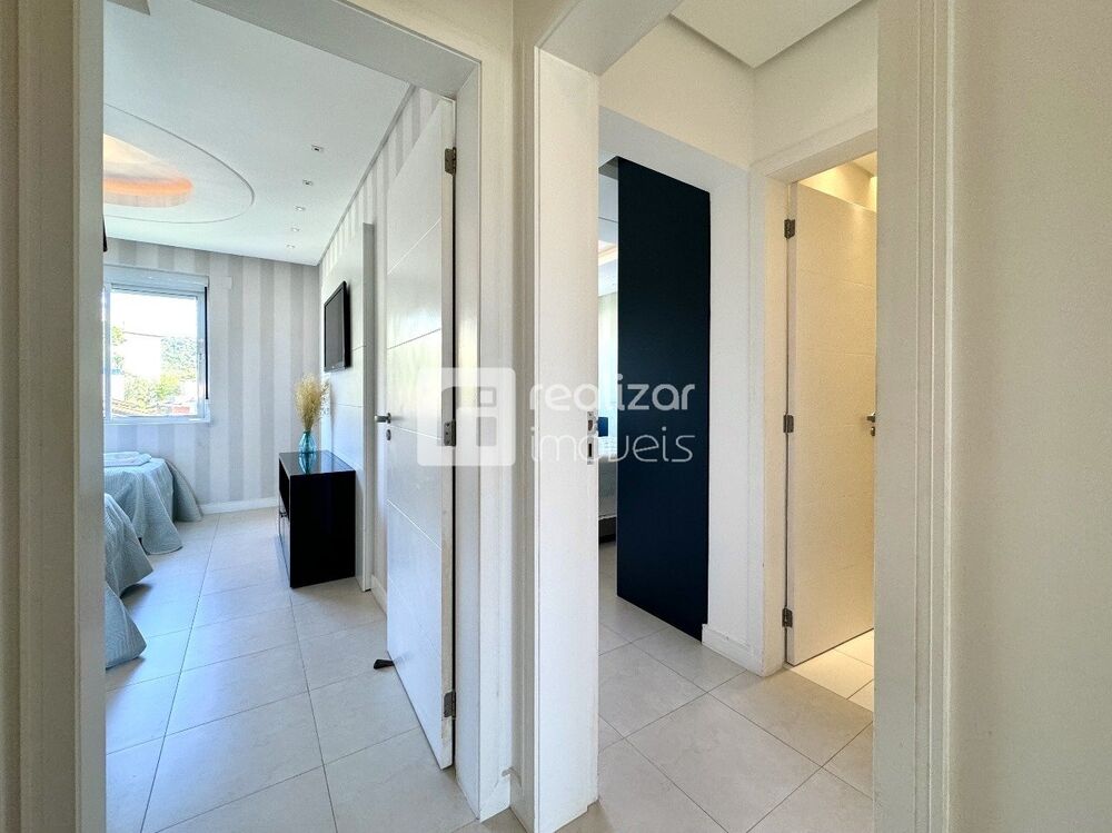 Apartamento para alugar com 2 quartos, 110m² - Foto 1