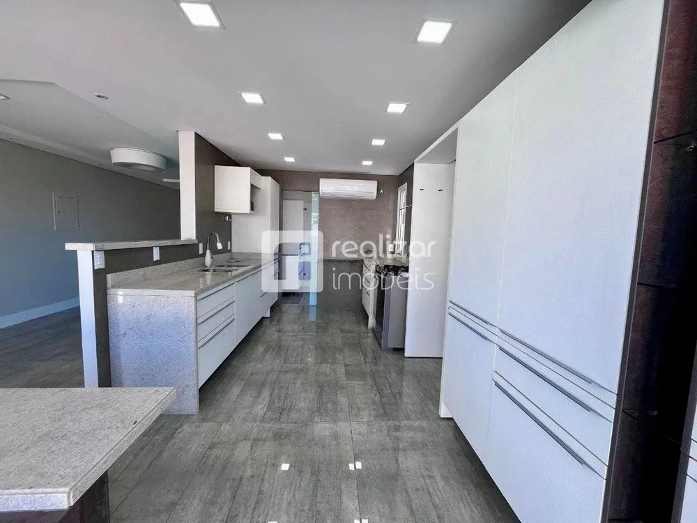 Apartamento, 3 quartos, 340 m² - Foto 1