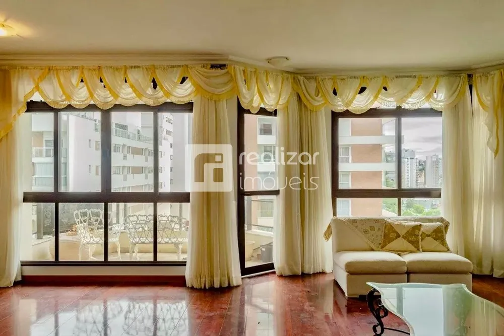 Apartamento, 3 quartos, 380 m² - Foto 1
