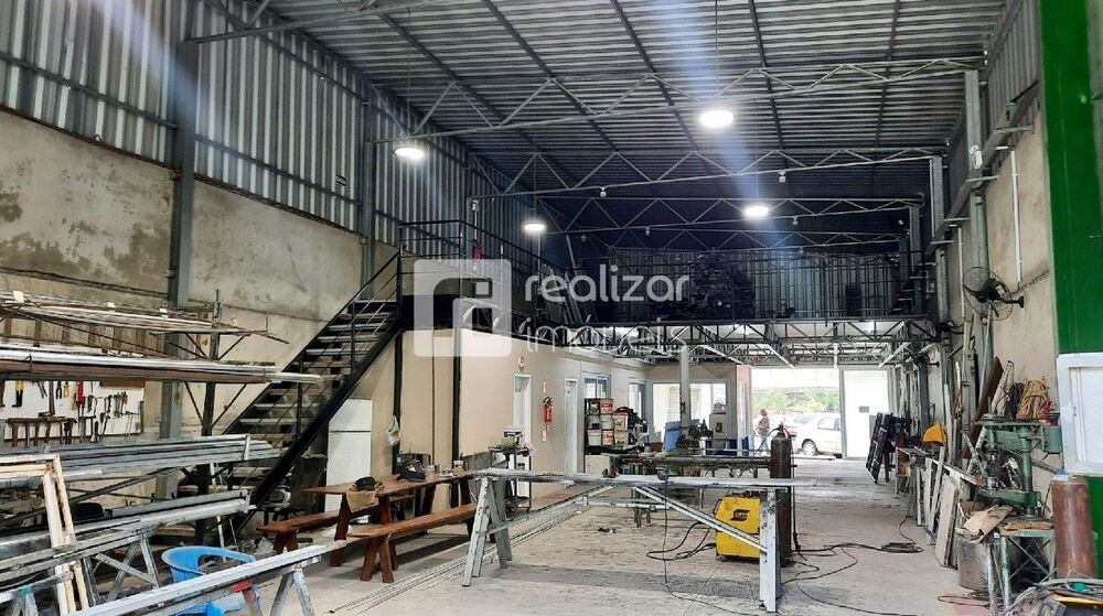 Depósito-Galpão-Armazém à venda e aluguel, 400m² - Foto 1