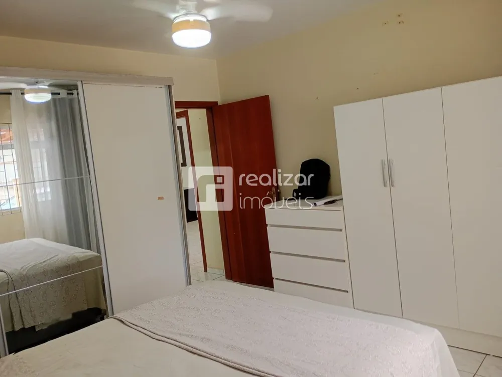 Casa, 4 quartos, 189 m² - Foto 3