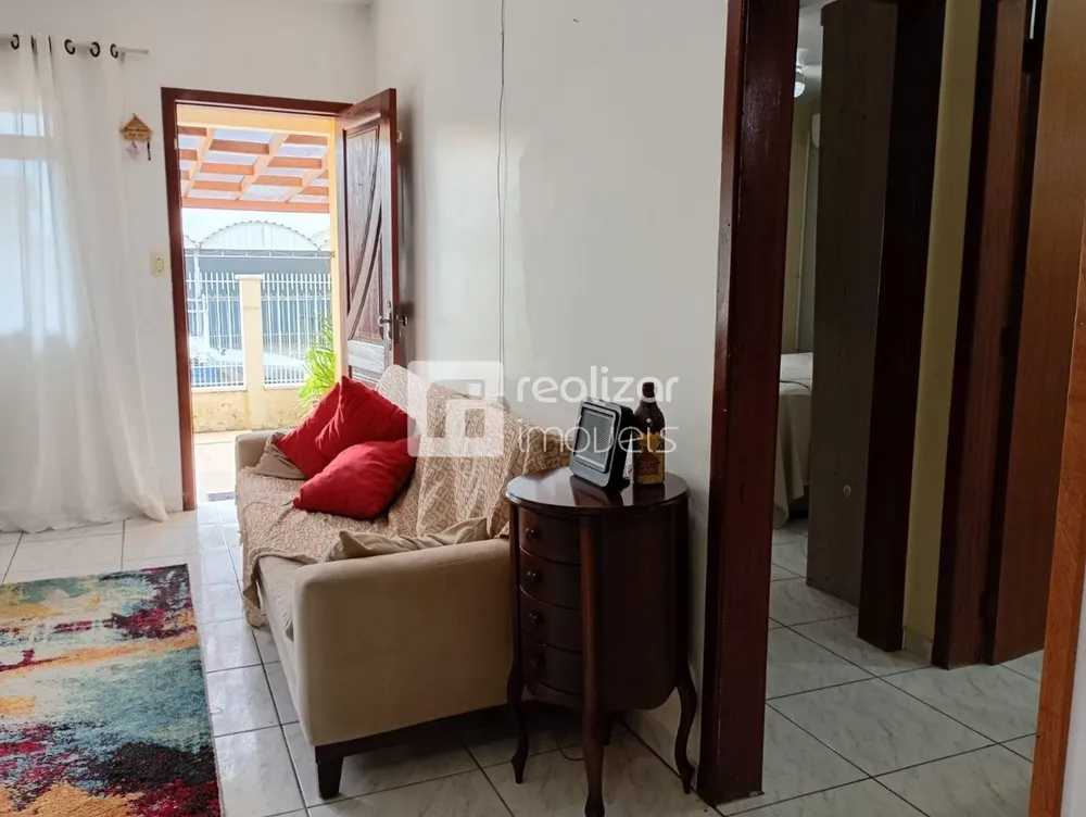 Casa, 4 quartos, 189 m² - Foto 1