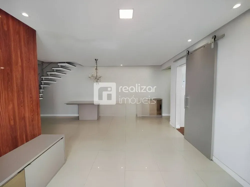 Cobertura, 3 quartos, 216 m² - Foto 11